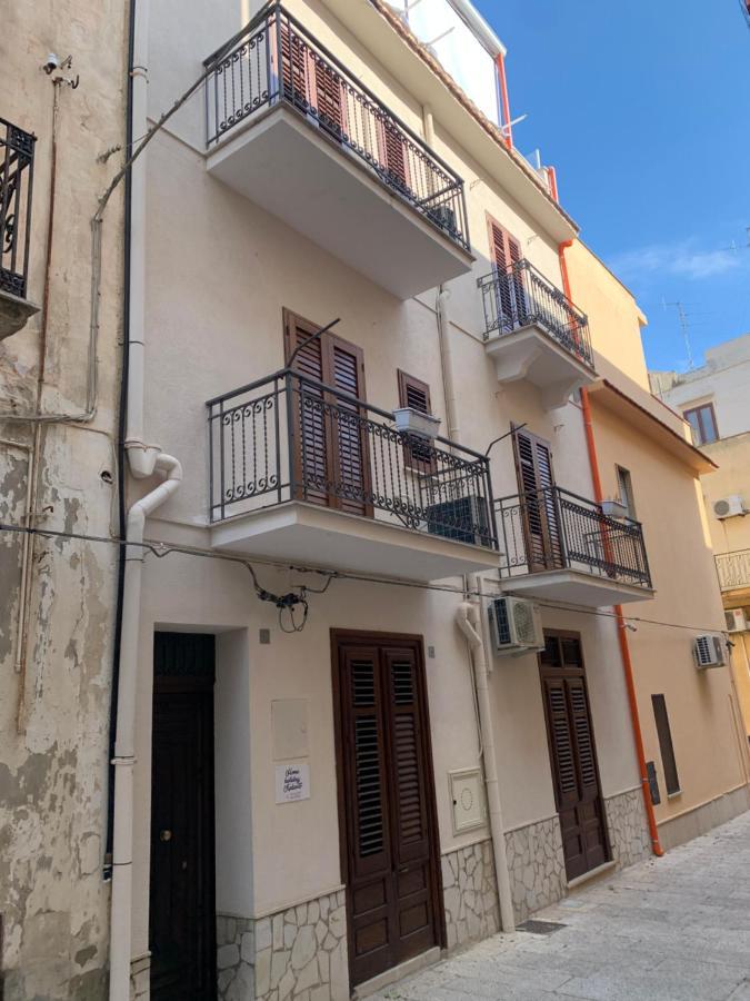 Home Holiday Kalanto Кастелламмаре-дель-Голфо Экстерьер фото