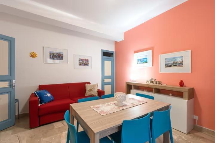 Home Holiday Kalanto Кастелламмаре-дель-Голфо Экстерьер фото